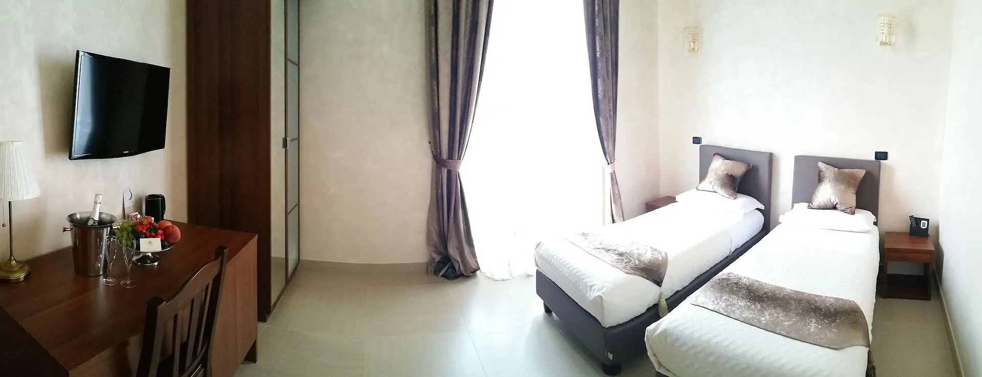 Joyful Guest House Roma